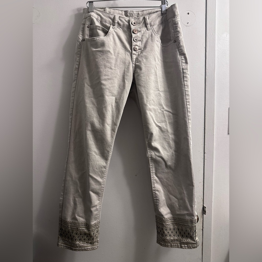 Women’s Beige Jeans